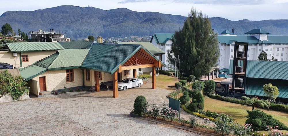 undefined Tea Bush Hotel - Nuwara Eliya 3