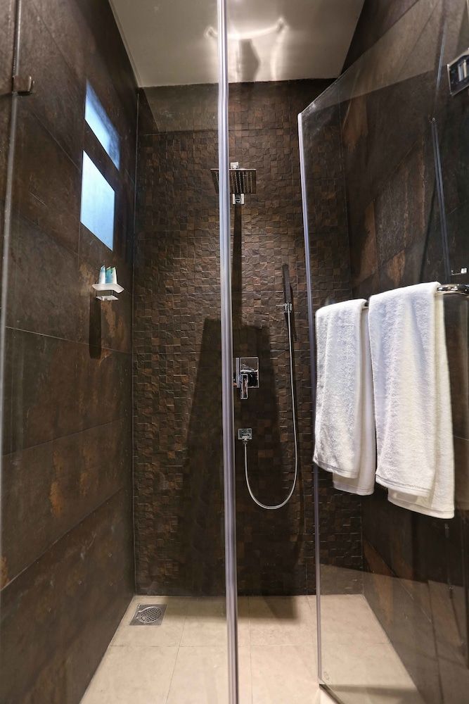 Rivora Residence Deluxe Double or Twin Room 31