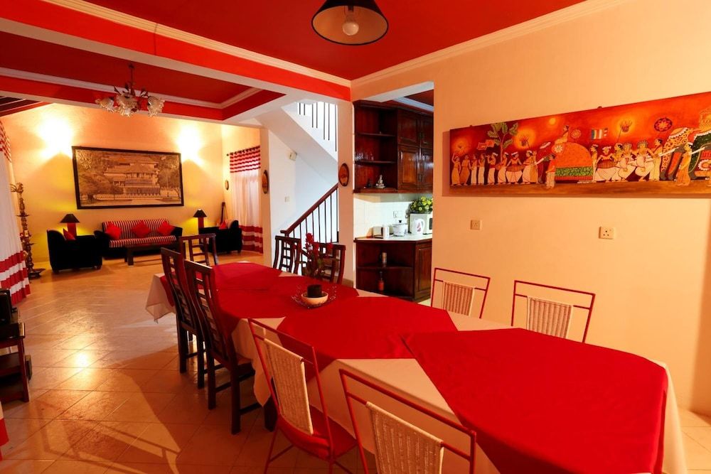 undefined Redhill Kandy 8