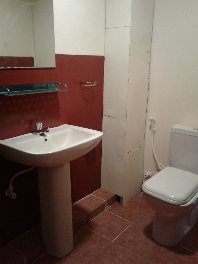 Kandy View Garden Hotel Room (Budget -Non AC) 4