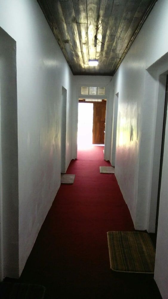 undefined East Mount Villa 5