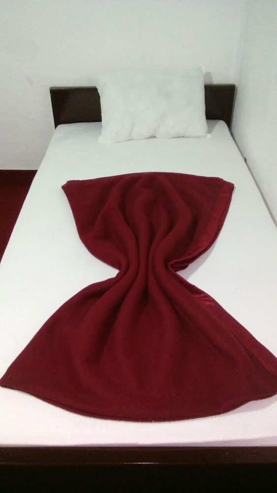 undefined East Mount Villa 8