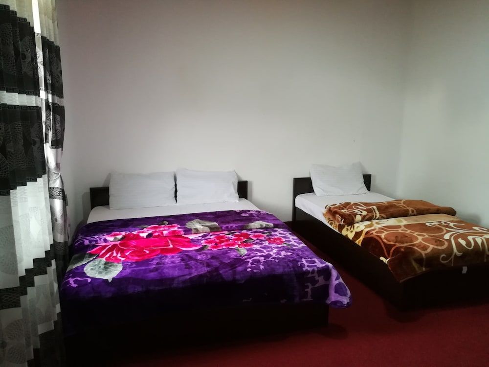 undefined East Mount Villa