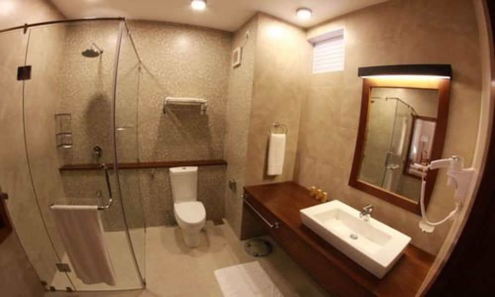 The Blackpool Hotel Deluxe Double Room, Mountain View 9