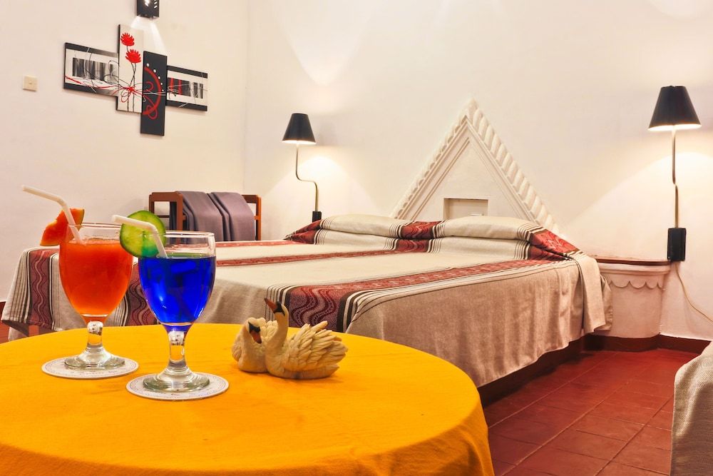 undefined Hotel Hemadan