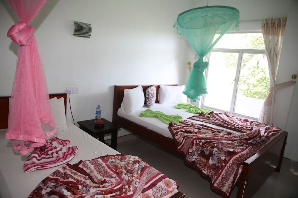 undefined Senevi 9 Arch Homestay 8