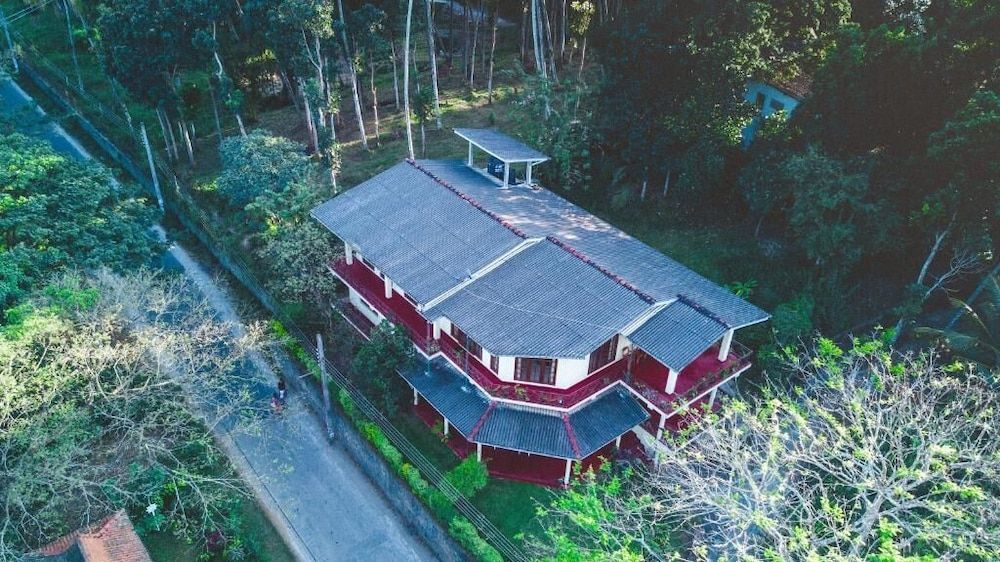 undefined Riverine Cascade 4