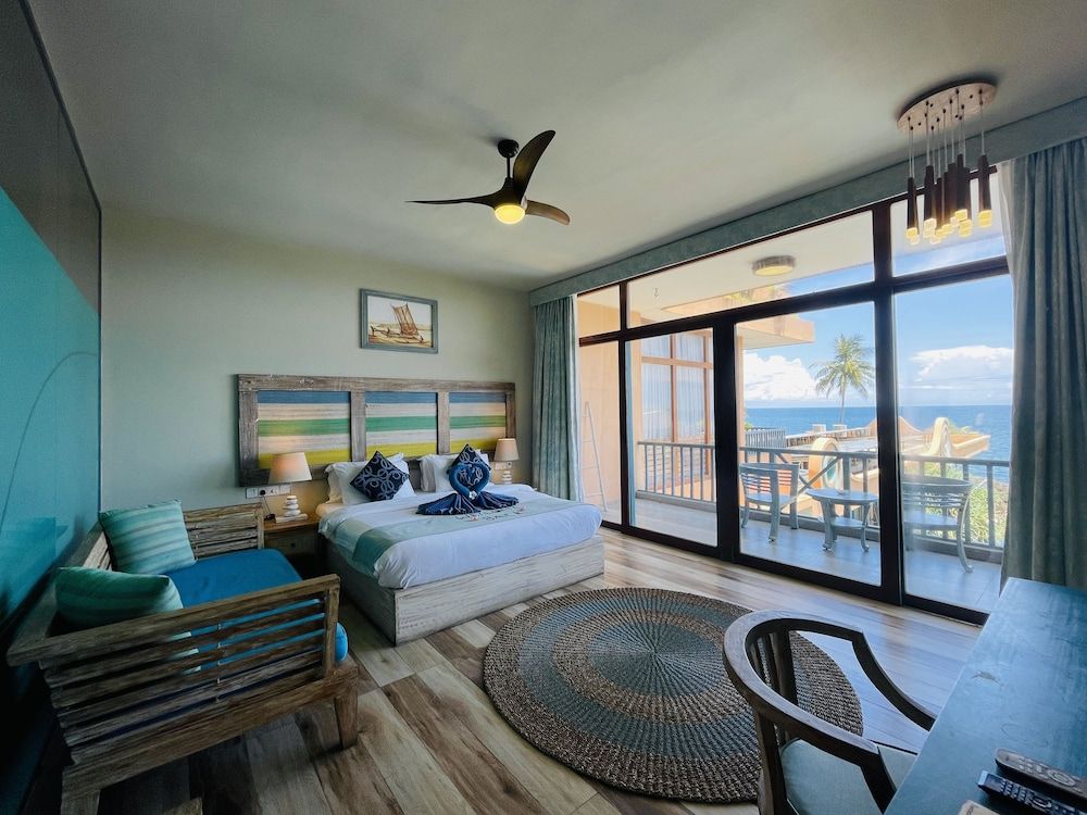 Thaproban Pavilion Waves Unawatuna King Room With Sea View 3
