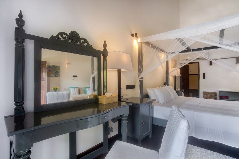 Villa Aurora, Galle Fort Luxury Double Room, 1 Queen Bed, Ensuite, Sea View 6