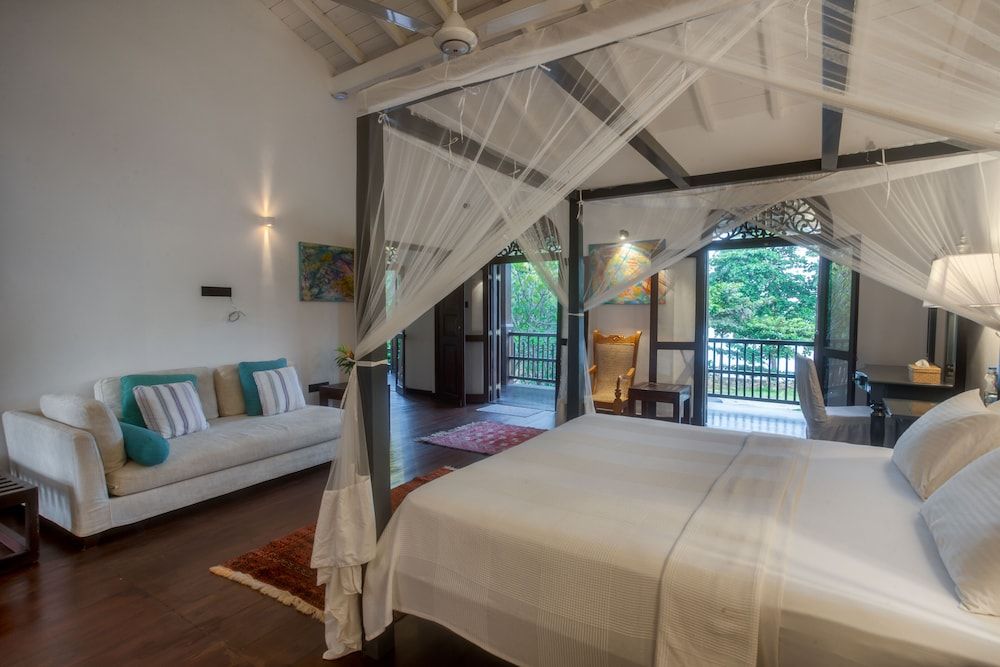 Villa Aurora, Galle Fort Luxury Double Room, 1 Queen Bed, Ensuite, Sea View 4