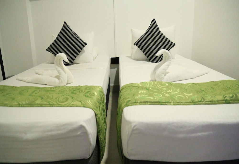 Kandy City Rooms & Hostel Budget Twin Room with Common Bath 9