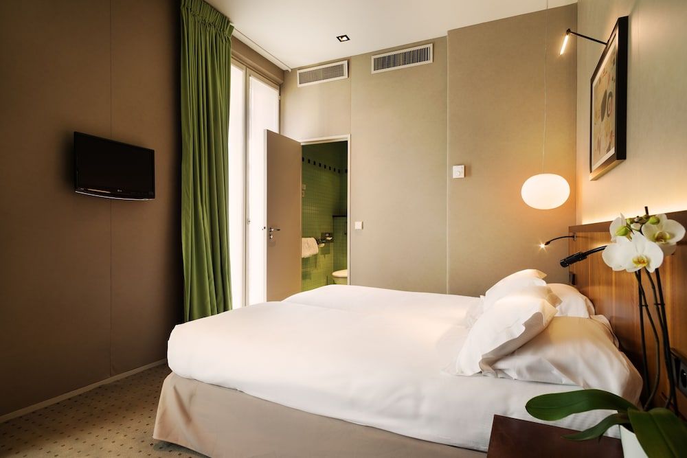 Hôtel Châteaudun Opéra Twin Room 3