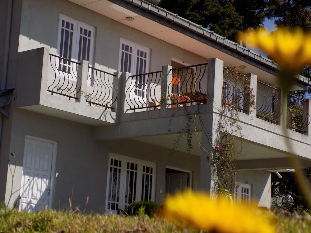 undefined Hi lanka hostel