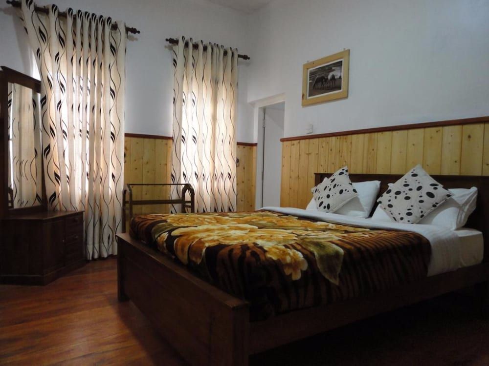 undefined Sapu's Mountain Breeze 4