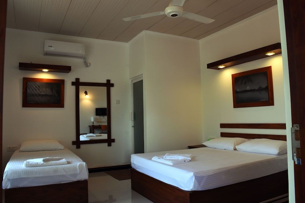 Standard Triple Room, Multiple Beds, Non Smoking, Garden View