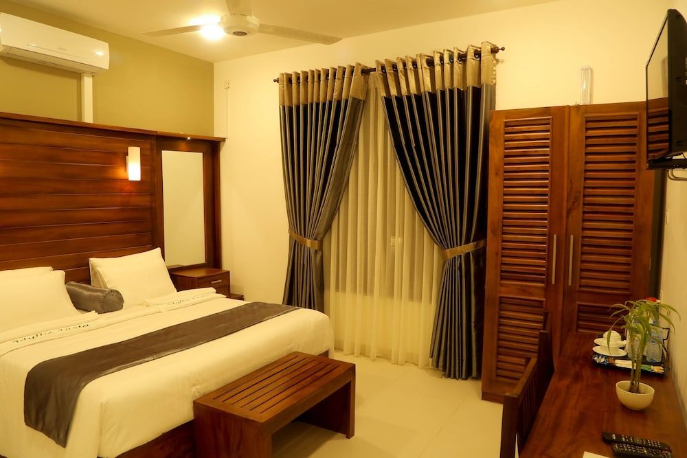 Idyllic Vista Deluxe Double Room, 1 King Bed, Mountain View 6