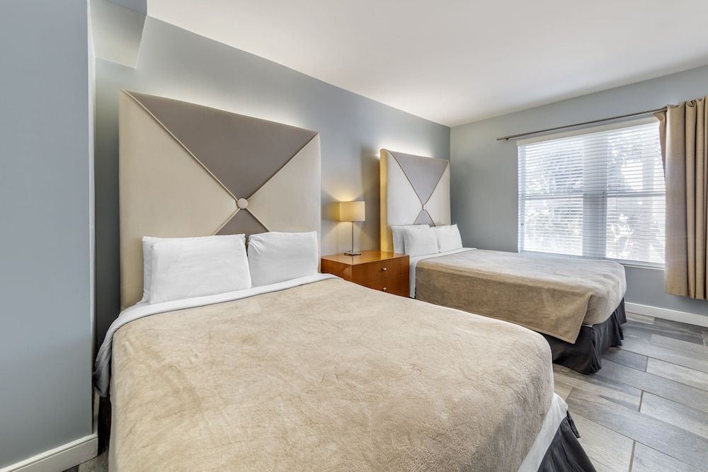 undefined La Flora by LuxUrban, Trademark Collection by Wyndham 3