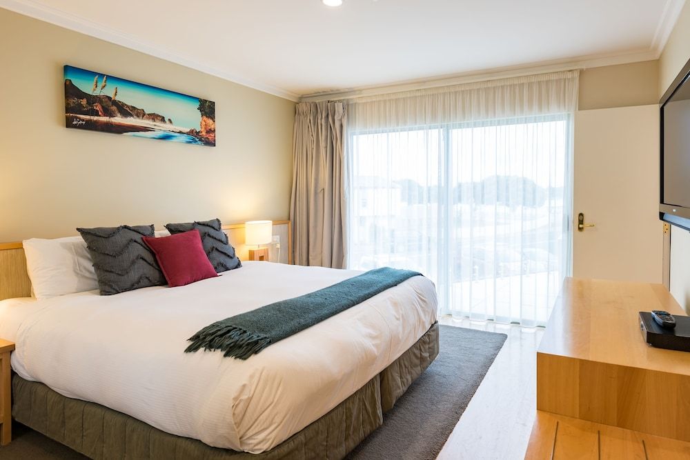 Paihia Beach Resort & Spa Hotel Standard Apartment, 2 Bedrooms, Ocean View (First Floor) 3