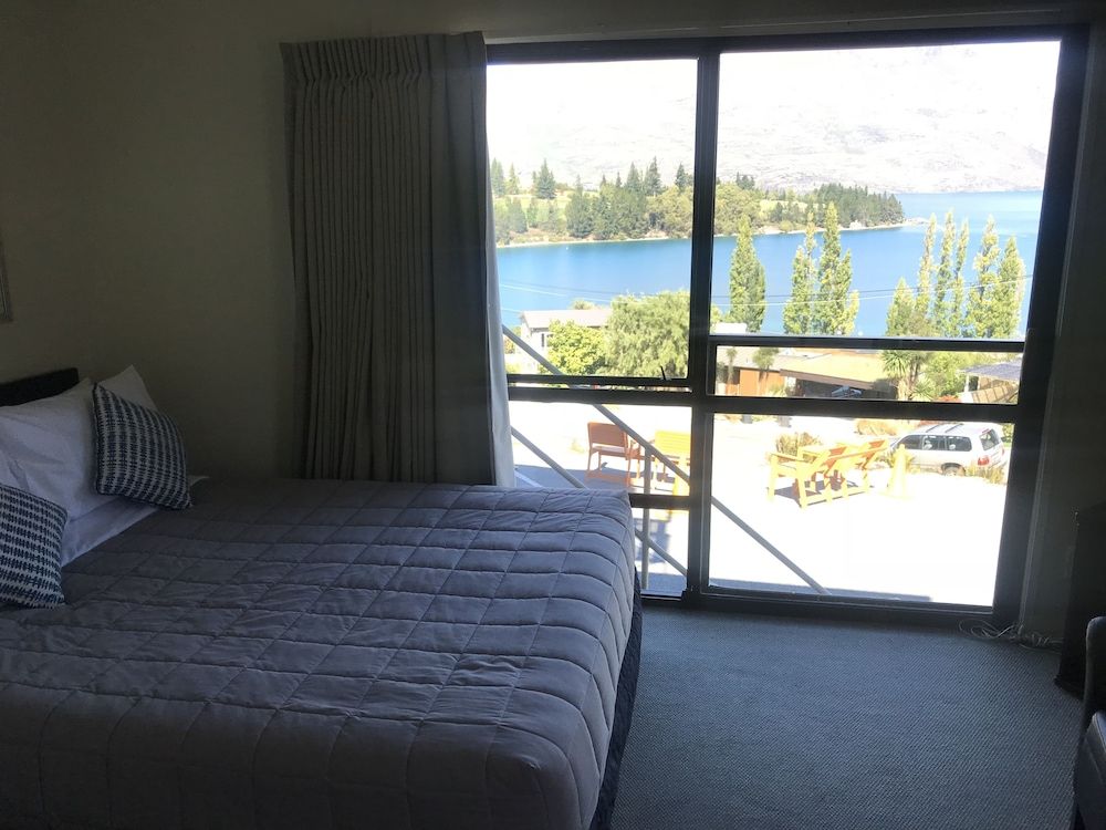 undefined Earnslaw Lodge 7