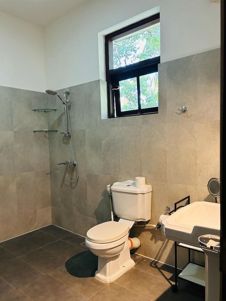 Traumvilla Bentota Deluxe Room, Accessible, Pool Access 8