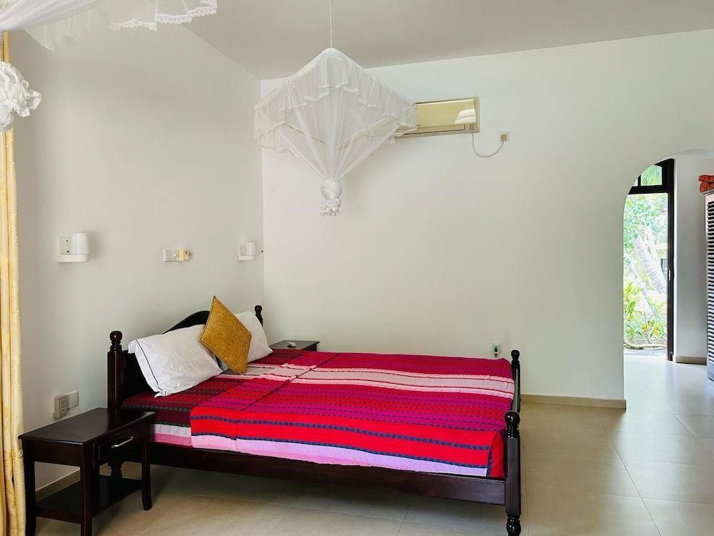Traumvilla Bentota Deluxe Room, Accessible, Pool Access