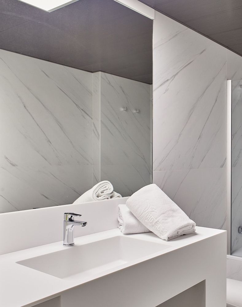 Hotel Silken Reino de Aragón Standard Double or Twin Room 5