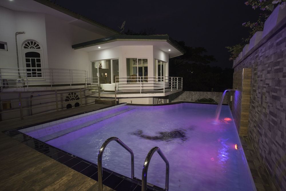 undefined Winter Villa 5