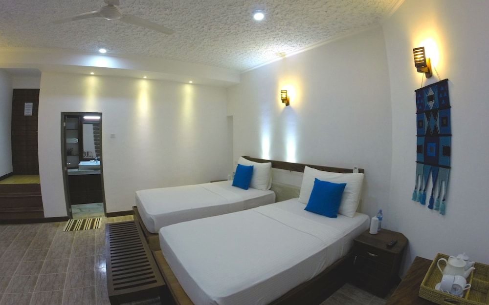 Winter Villa Deluxe Quadruple Room 2