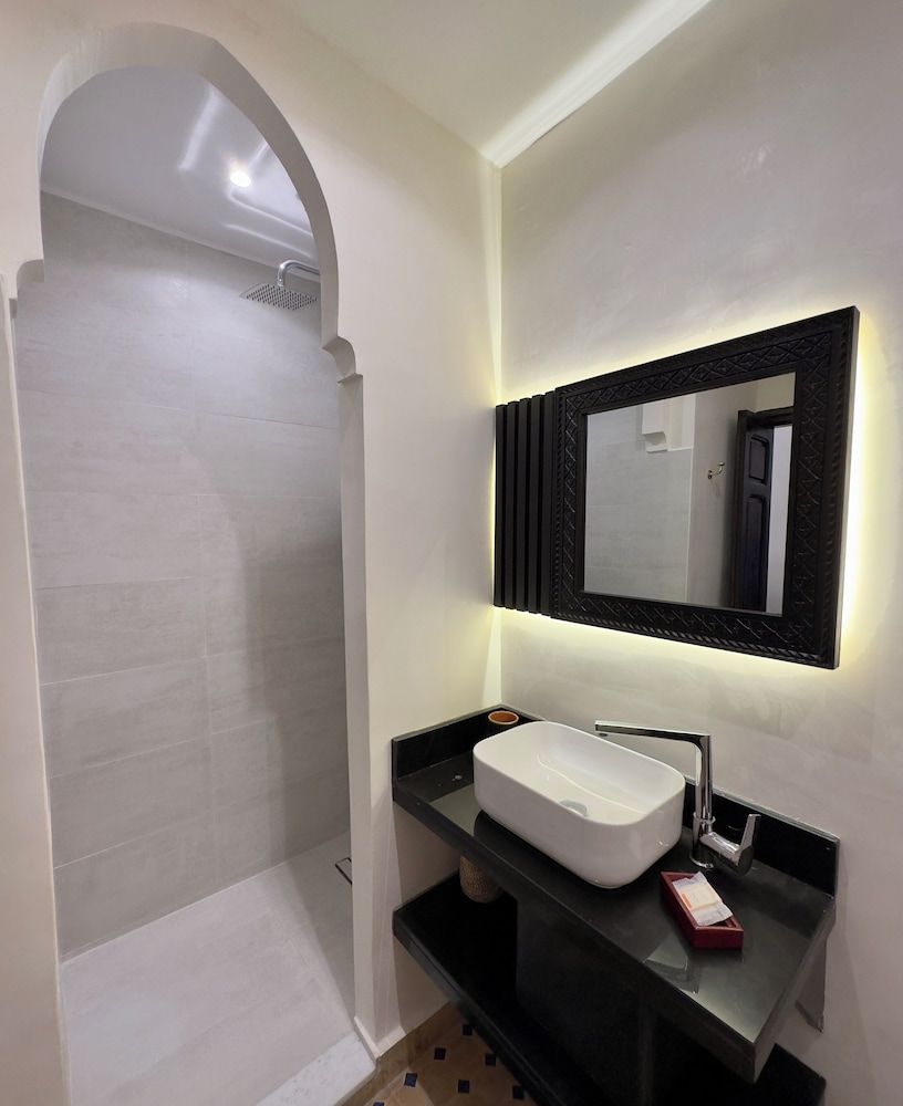 Casa Lalla Superior Room, 1 Queen Bed with Sofa bed 6