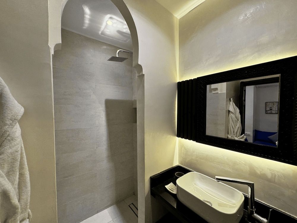 Casa Lalla Superior Room, 1 Queen Bed with Sofa bed 7