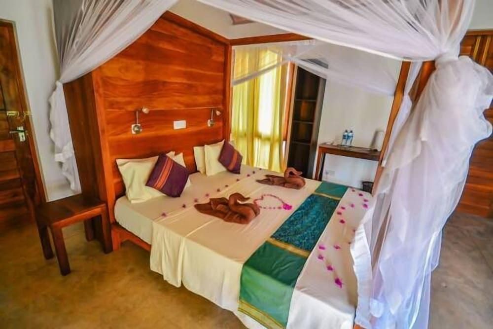 Deluxe Double Room, Garden Area