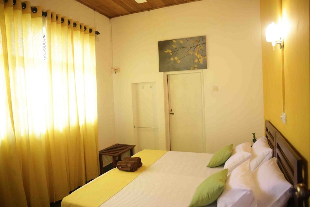 The Mango Deluxe Double Room, 1 Queen Bed, Non Smoking, Hill View 3