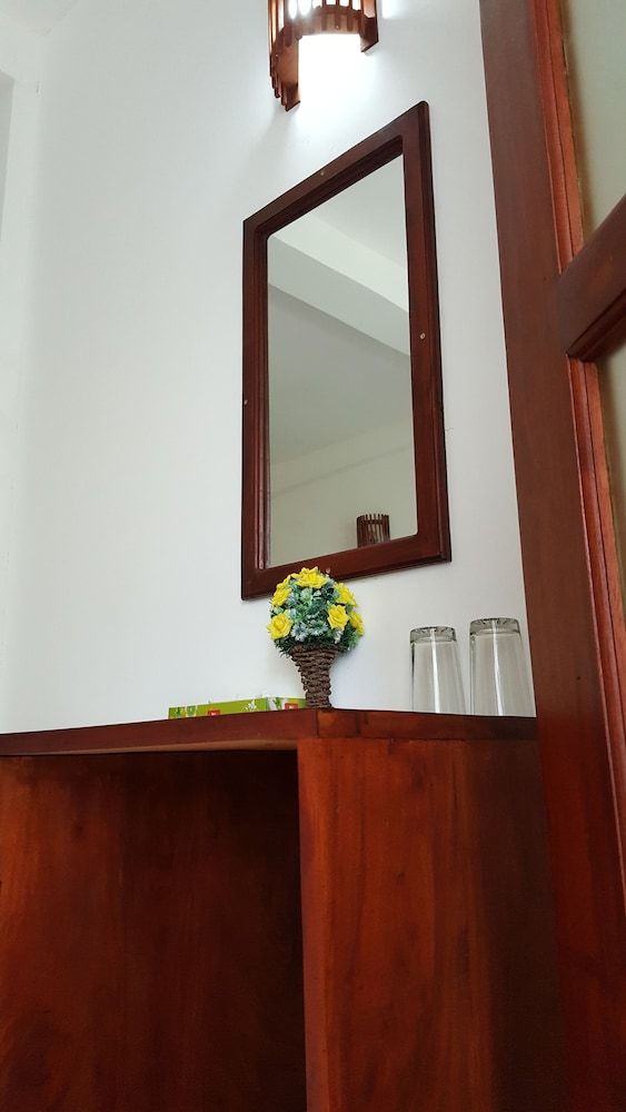 Villa Happy Home Deluxe Double Room, 1 King Bed, Balcony, Garden Area 8