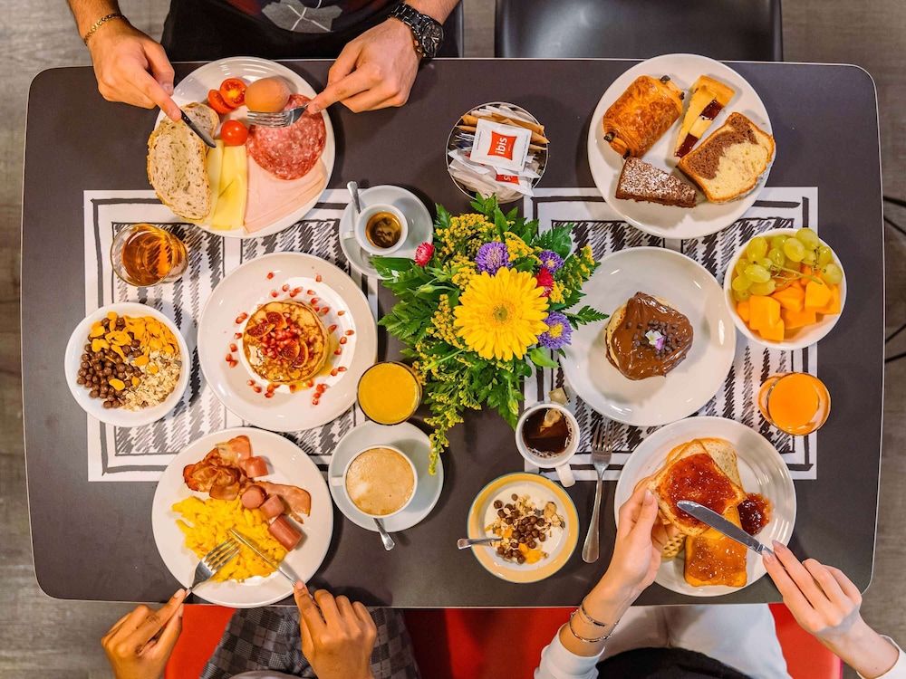 undefined ibis Milano Ca Granda 8