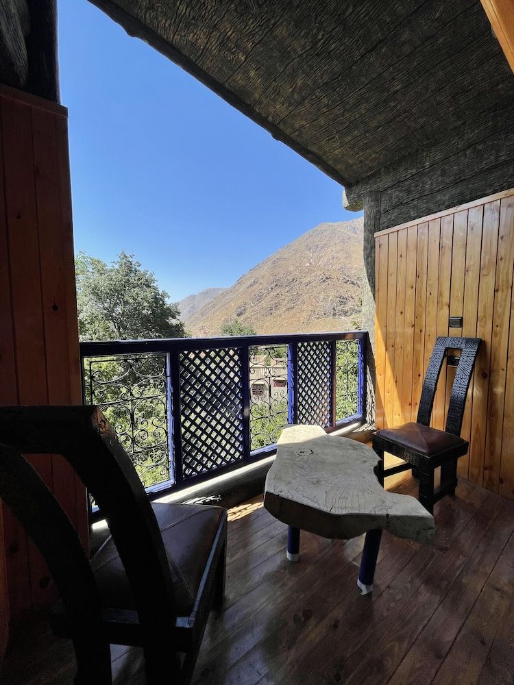 Riad Jnane Imlil Grand Double or Twin Room, 1 Bedroom, Fireplace, Garden View 2