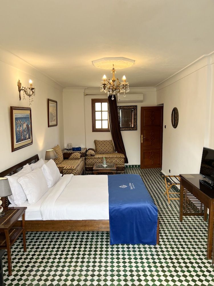 Suite, Ensuite (Nour)