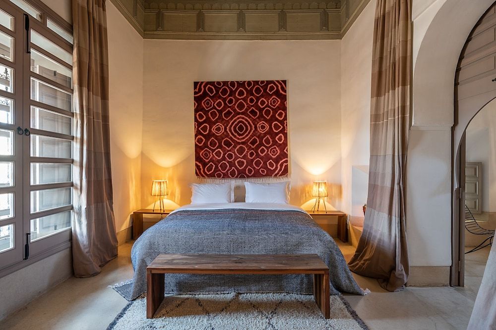 undefined Riad Talaa12 9