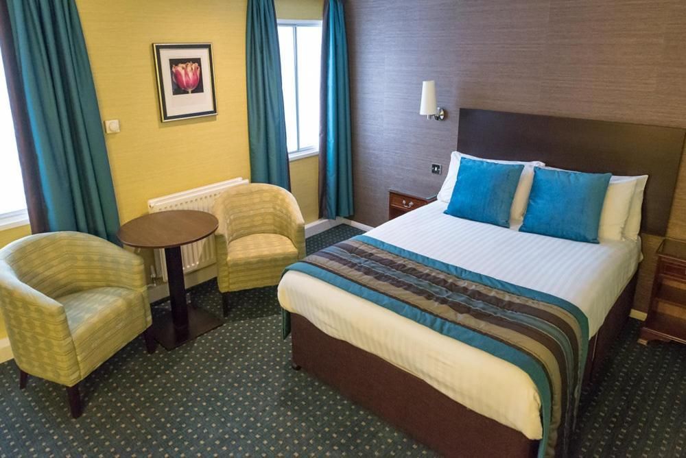 Small Single Room with Double Bed - Non-Smoking