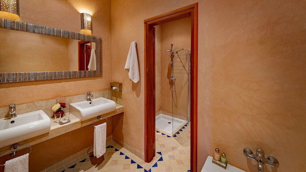 Kasbah Angour Superior Room 4