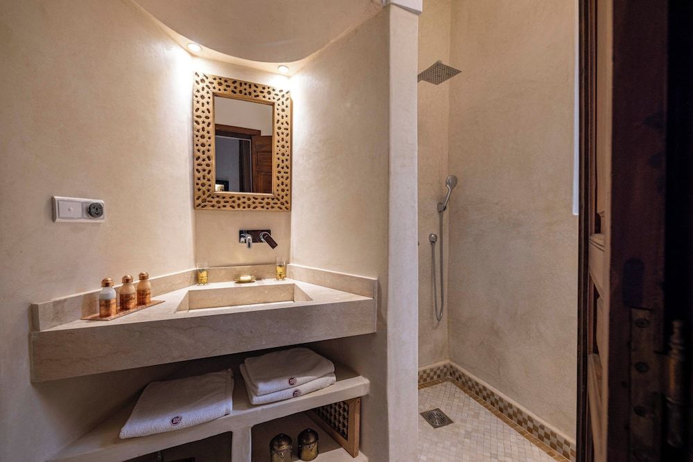 La Villa Nomade Standard Room, 1 Double Bed, Private Bathroom 2