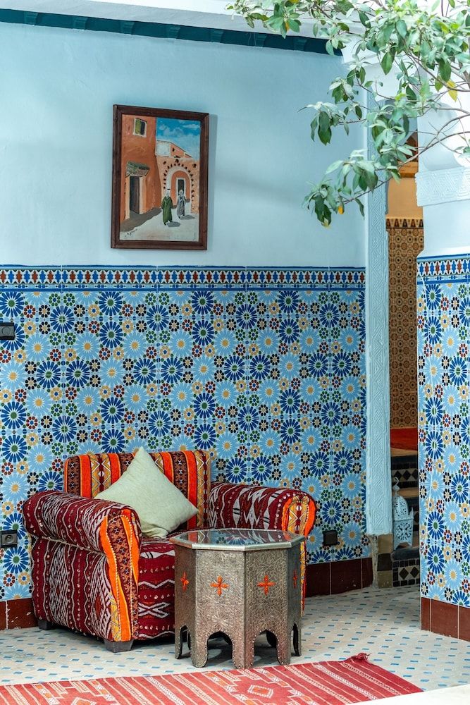 undefined Riad Azalia 6