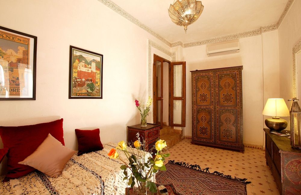 undefined Riad Aladdin 3