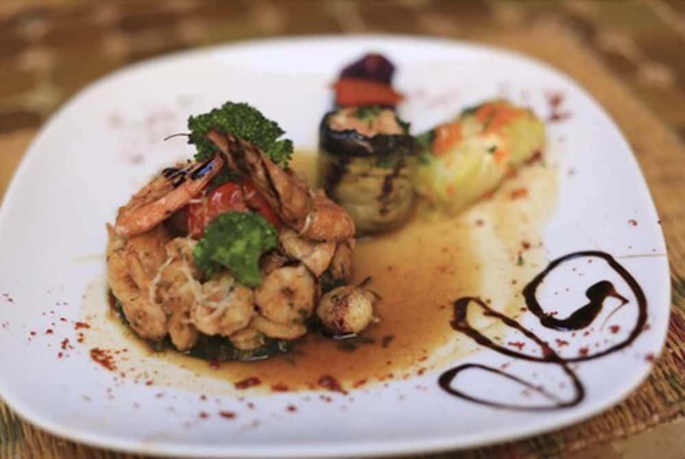 undefined Riad Aladdin 8