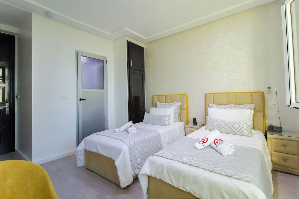 MAMORA BAY Standard Twin Room 3