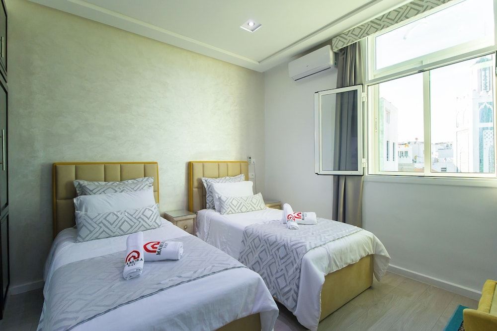 MAMORA BAY Standard Twin Room