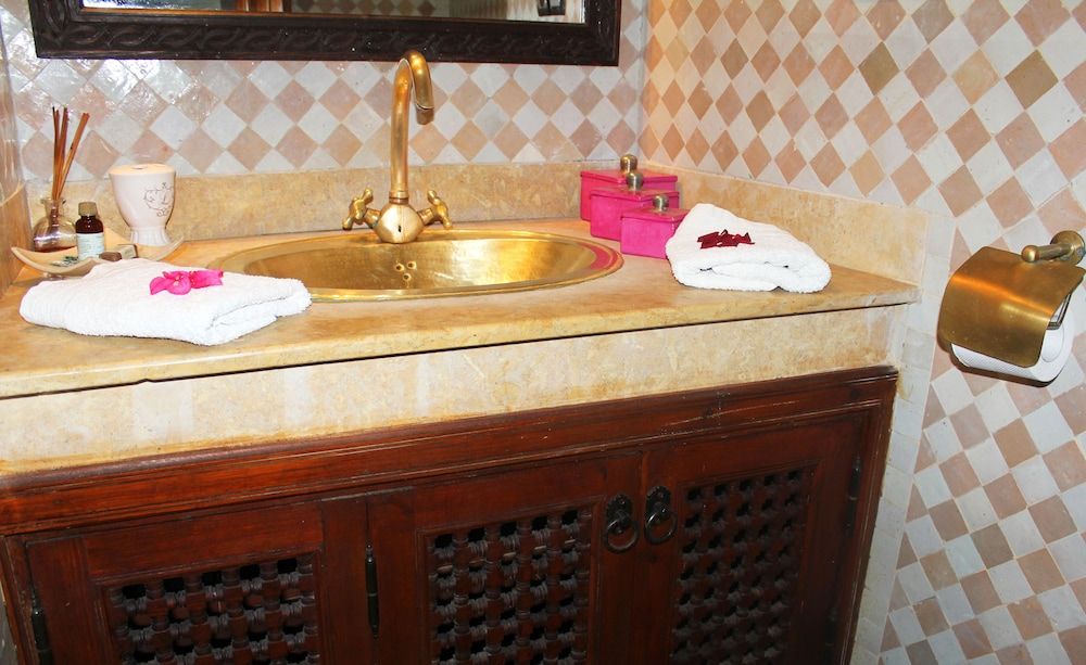 Riad Alida Standard Double Room, Private Bathroom (Lilas) 3