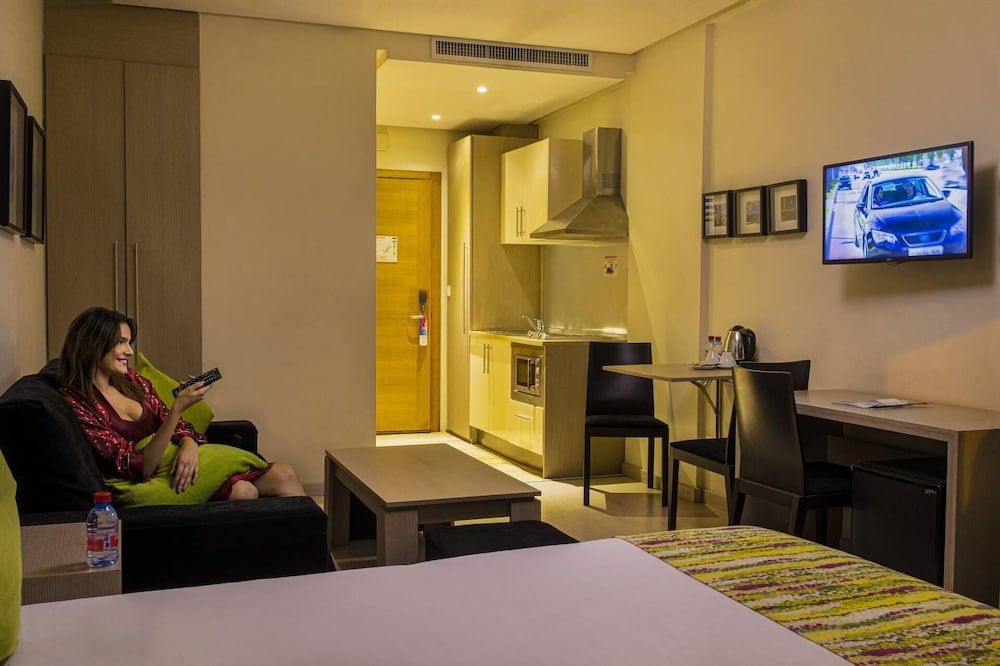 Melliber Appart Hotel Studio (Bronze) 6