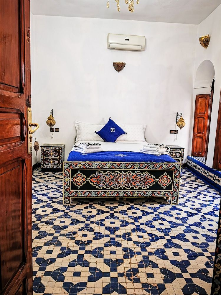 Room (Chaouen)