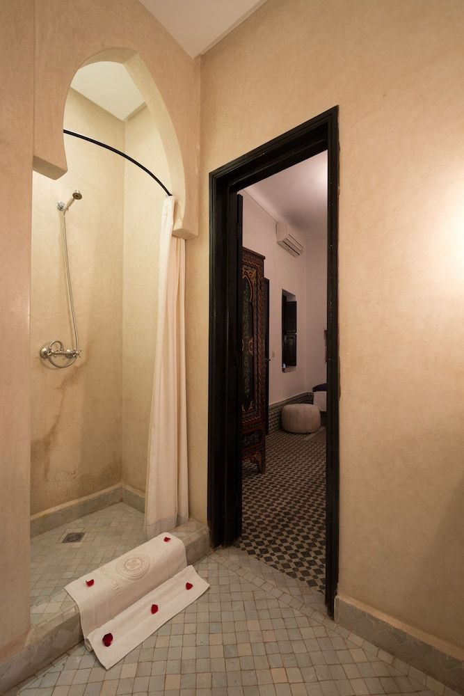 Riad Lhena Room, 2 Twin Beds 5