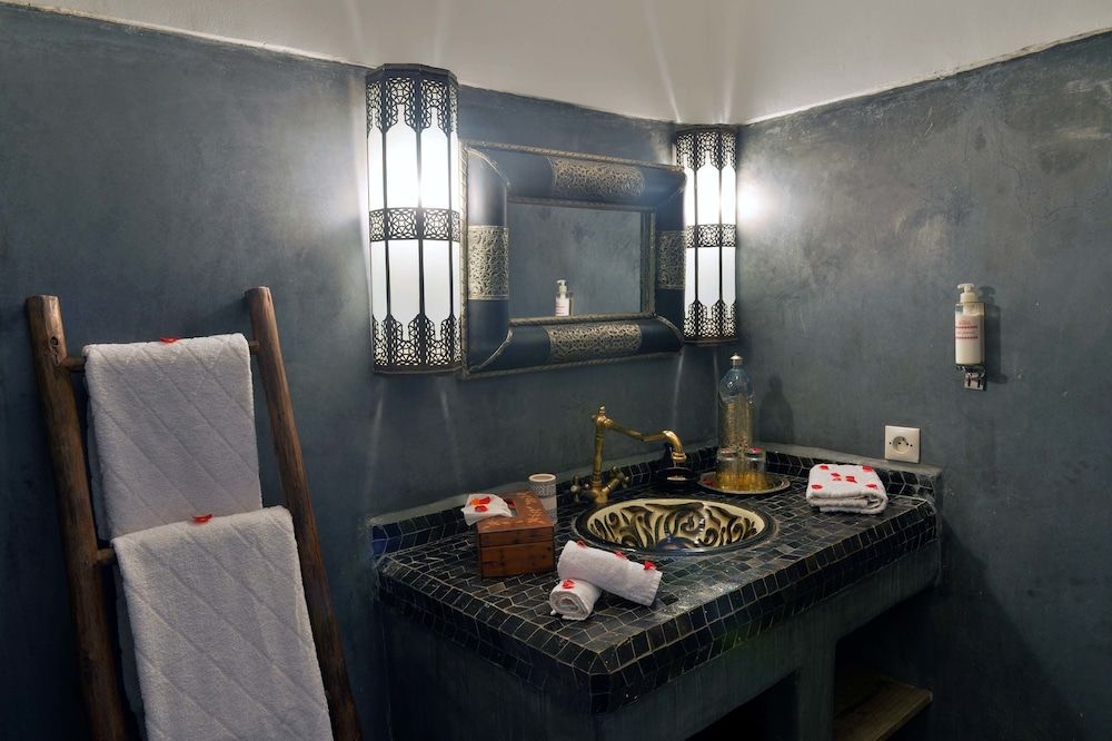 Riad La Porte Rouge By La Siredrah Superior Suite 5